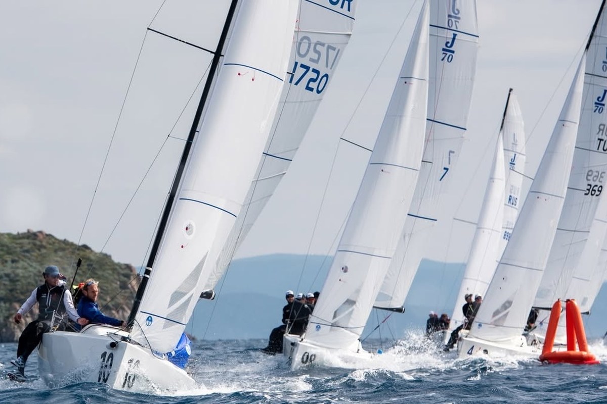 Full J/70 fleet racing at the start line